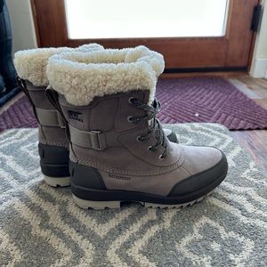 Women’s Sorel Tivoli IV Parc Boot- Size 8.5